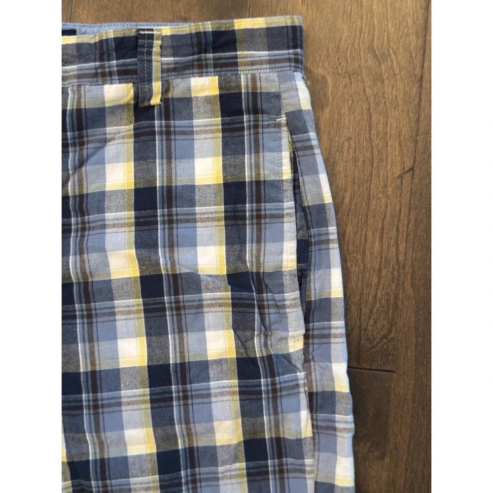 Chaps Men's Flat Front‎ Blue Plaid Shorts Casual 9